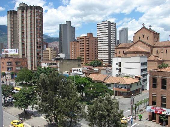 Soubor:Medellin-Centro-Cate.jpg