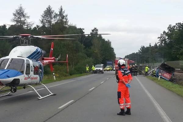 U Plané nad Lužnicí havaroval autobus, dva mrtví