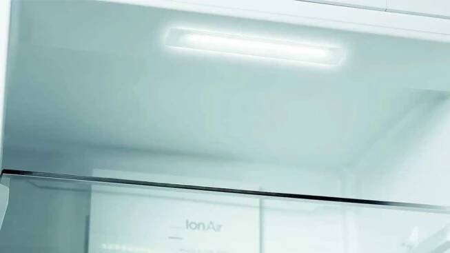 Chladnička kombinovaná Gorenje NRK6182PS4 disponuje diamantovým LED osvětlením_04