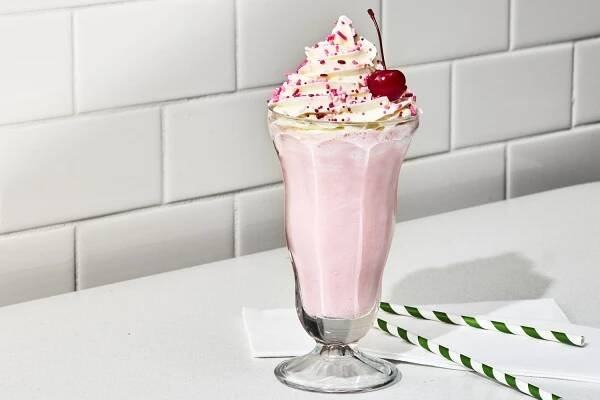 Skip the Strawberry Ice Cream With This Diner-Style Strawberry Milkshake