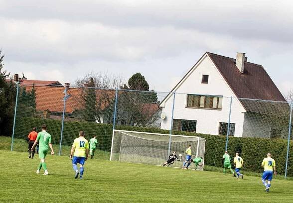 Okresní přebor - 12. kolo: Robousy - Lužany.