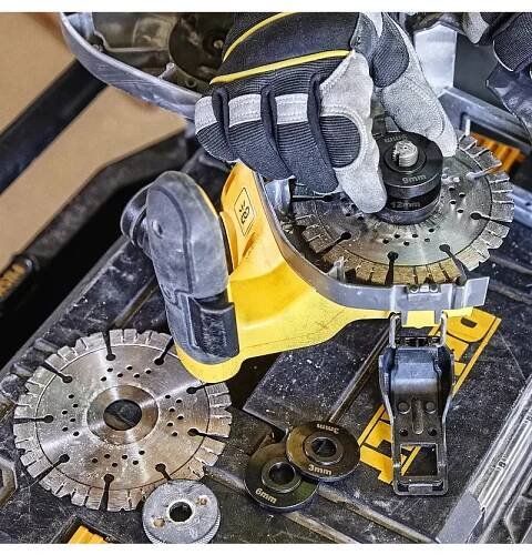 Aku drážkovačka bez aku DeWALT DCG200NT : Naradi-dewalt.cz