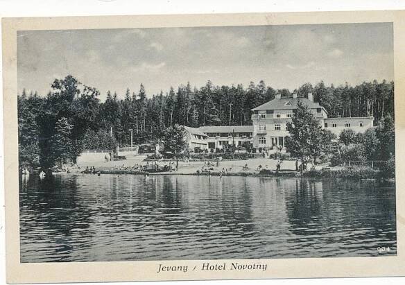 Jevany, okr. Praha východ, hotel Novotný, pláž, lidé