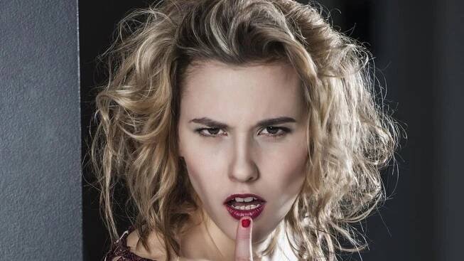 Šárka Krausová: ŽHAVÝ FLIRT S LUKÁŠEM VACULÍKEM