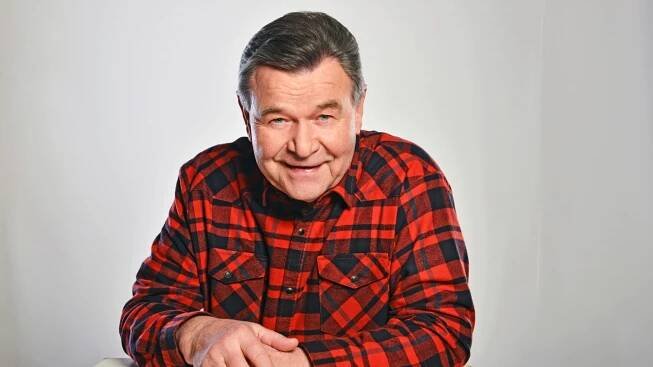 Václav Postránecký zemřel ve věku 75 let, příčinou byla rakovina jícnu. 8. září si připomínáme jeho nedožité osmdesáté narozeniny.