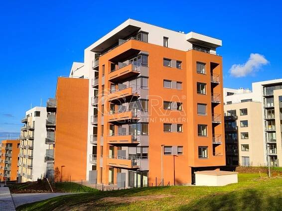 Prodej bytu 1+kk 33 m2 Šternovská, Praha 4 - Chodov – QARA