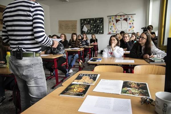 Tisková zpráva: Soud vrátil ministerstvu rozhodnutí o maturitním odvolání. Napodruhé je má pořádně odůvodnit - EDUin