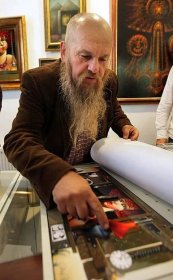 OBRAZEM: Malíř Vojkůvka představil svůj kalendář