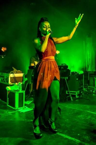 File:Morcheeba (ZMF 2018) jm79460.jpg - Wikimedia Commons
