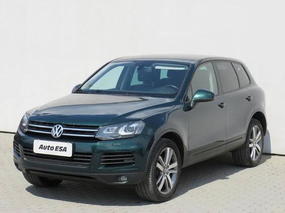 Volkswagen Touareg 3.0TDi 4X4 nafta | Autobazar Auto ESA