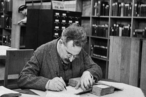 Kadrajdaki Walter Benjamin* - yeni e