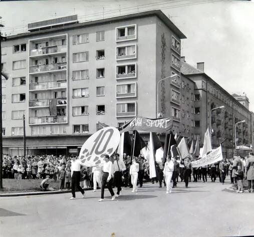 Historie prvomájových oslav na Karvinsku