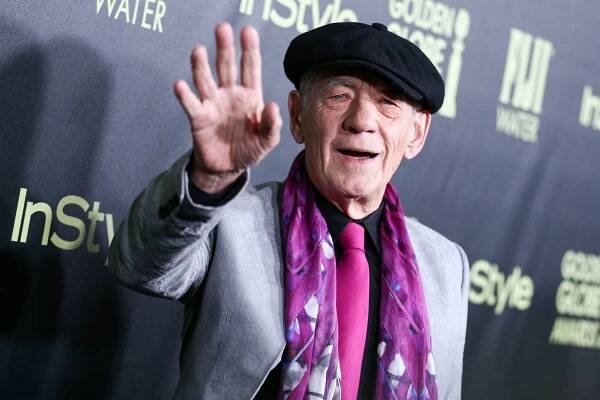 Filmový "Gandalf" Ian McKellen spadl během představení z jeviště