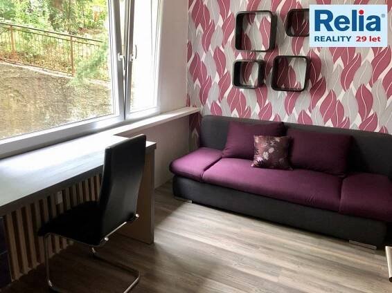 Pronájem bytu 3+1 s lodžií, 65 m2 - Liberec, Perštýn - ul. Na Perštýně