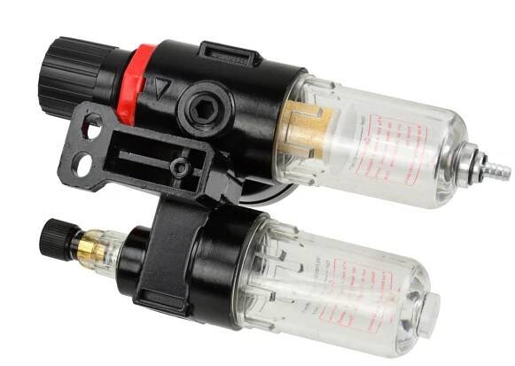 GEKO G01176 Regulátor tlaku s filtrem a manometrem a přimazávačem oleje, 9bar, 1/4"