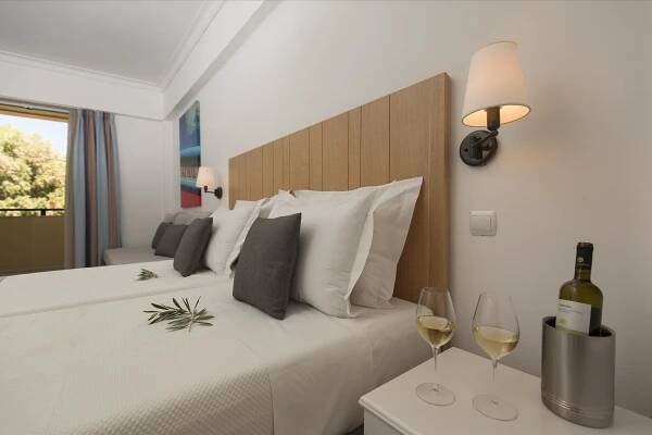 Samaina Inn Karlovassi Exteriér fotografie