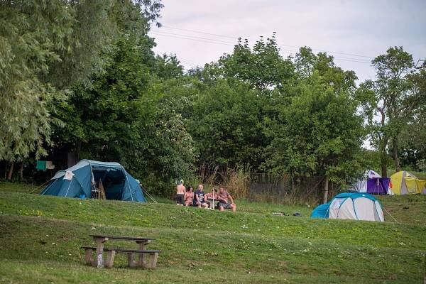 Jak to chodí v kempech na Frýdecko-Místecku. Pozor, ne všude zaplatíte kartou