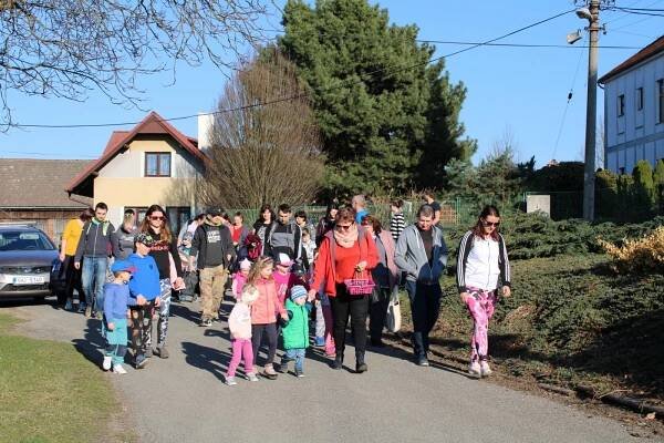 Jarní probouzení broučků - Obec Bystřice
