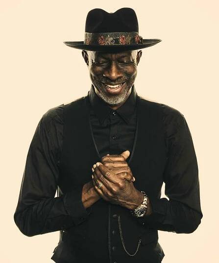 Americký bluesový zpěvák a kytarista Keb' Mo'