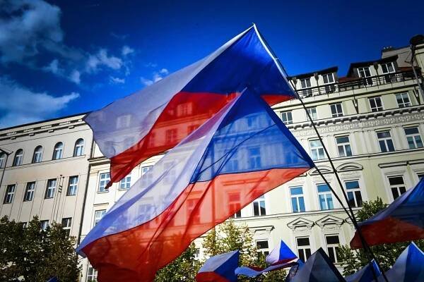 Ticho před bouří? Česko na kraji sil. Přichází scénář, kterého se všichni obávali - SportDeník