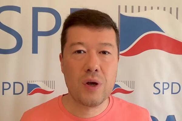 Okamura se musí omluvit Hlídacímu psu, Reflex se musí omluvit Okamurovi