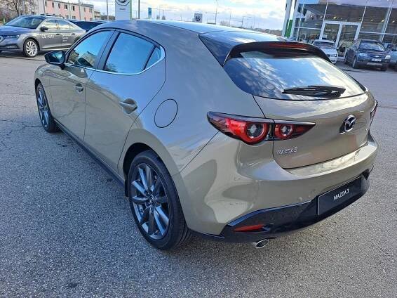 Mazda 3 Mazda 3  2.5L  140ps 6AT Centre‑Line / cena při financování /