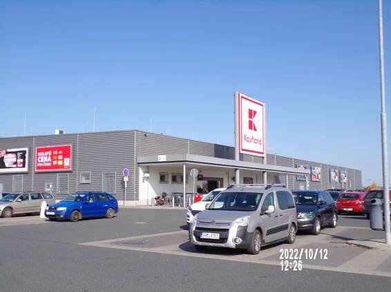 Fotografie - Parkoviště Kaufland - Čáslav - 12.10.2022