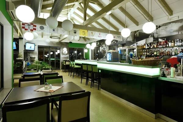 Hostina na úrovni: Tříchodové menu vytříbených chutí pro dva v golf resortu