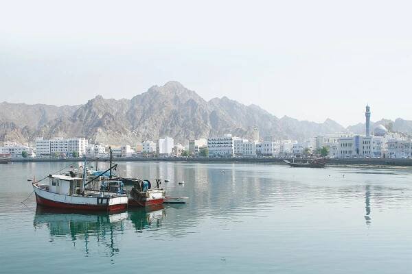 International contracts in Oman with strong partner