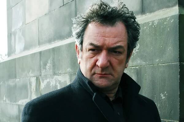 20 Fascinating Facts About Ken Stott