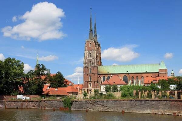 95. Vratislav (Polska - Wrocław) – Objektiv – Cesty a památky