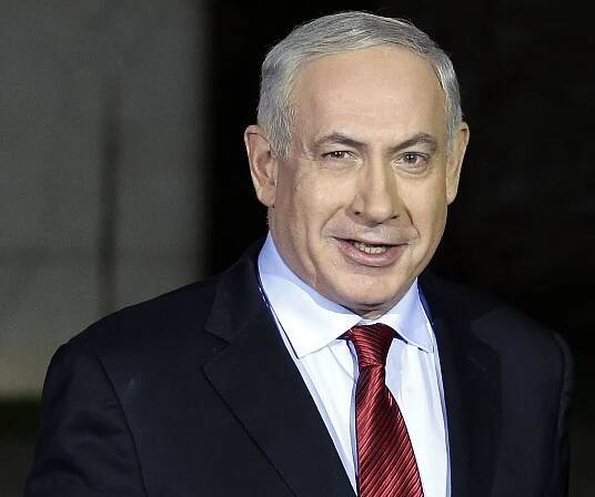Izrael: Aj Netanjahuova manželka je podľa polície podozrivá z poberania úplatkov