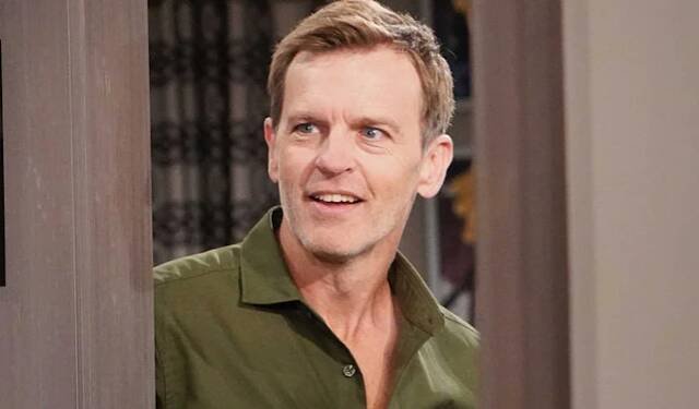 Trevor St. John "The Young and the Restless" Set CBS television City Los Angeles 11/02/22 © Howard Wise/jpistudios.com 310-657-9661 Episode # 12517 U.S. Airdate 12/21/22