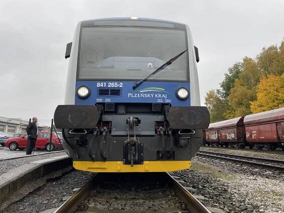 Obrazem: Stadlery v Pošumaví. GW Train hlásí připraveno, dnes povozil hosty - Zdopravy.cz