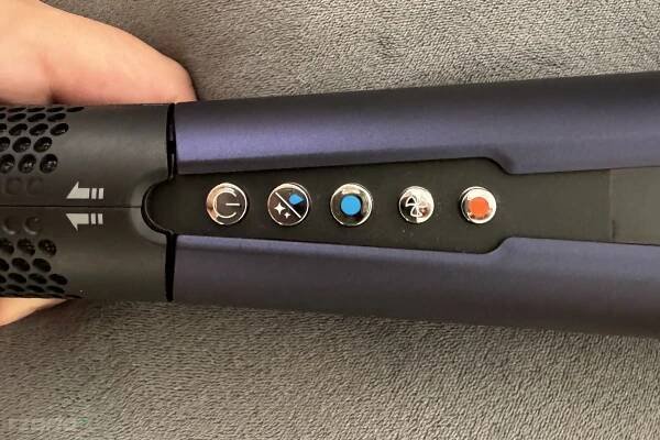 Dyson Airstrait HT01