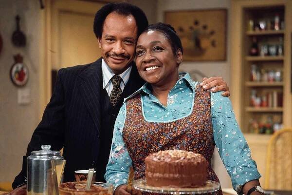 Isabel Sanford as Louise Jefferson with her on-air husband, Sherman Hemsley as George Jefferson, from the CBS situation comedy, THE JEFFERSONS.