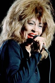 US singer Tina Turner performs on July 9, 1987 in Annecy, during the concert of her new tour, the first one in six years.