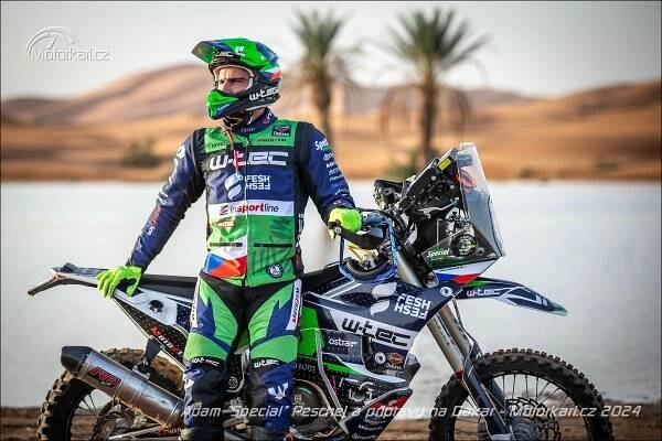 Fotogalerie Adam "Special" Peschel: První stunt rider, který chce pokořit bájný Dakar