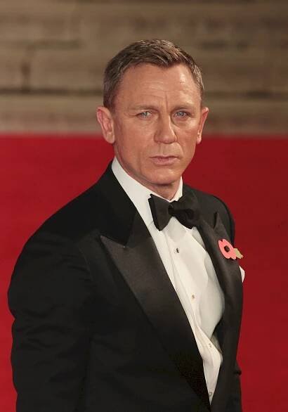 Daniel Craig