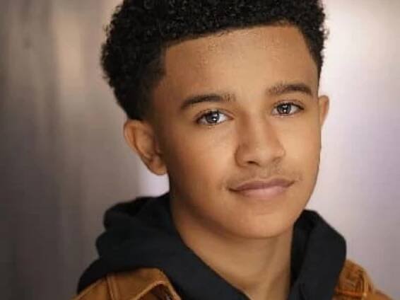 Cameron J. Wright Bio, Career, Net Worth, Body Measurements, Relationship