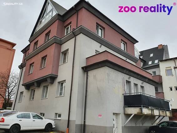 Pronájem bytu 2+kk 69 m², Čechova, Chomutov