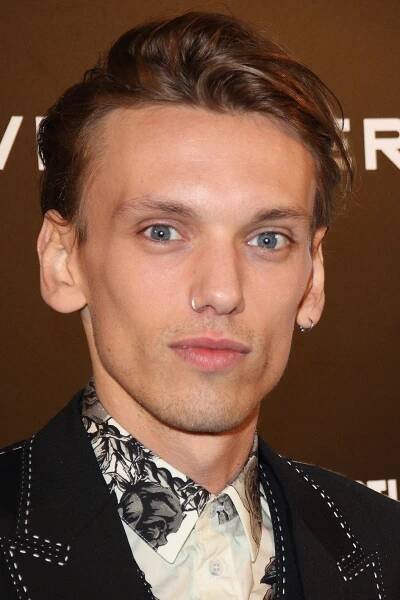 Jamie Campbell Bower herec