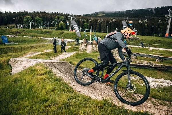 Czarna Góra Resort | Całoroczny ośrodek górski w Strefie Czystego Powietrza 