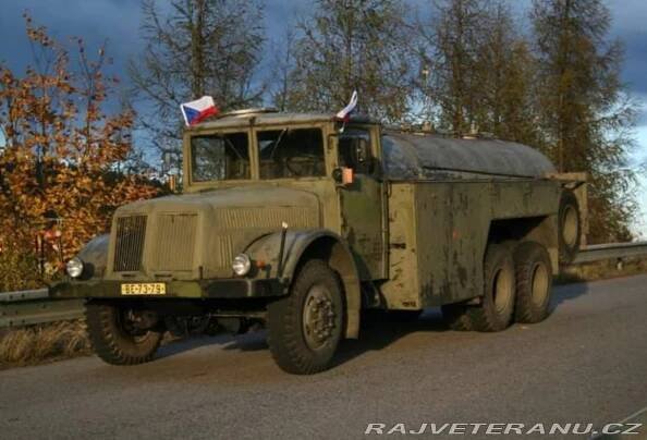 Tatra 111 Cisterna C7
