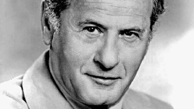 Calvera. Eli Wallach zahrál tak dokonalého zlosyna, že mu mnozí z nás tajně fandili
