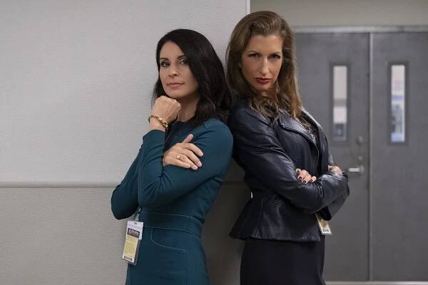 Beth Dover, Alysia Reiner - Orange Is the New Black - A hnědá je nová oranžová - Z natáčení