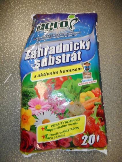 Substrát zahradnický Agro s hnojivem 20 l 39 Kč