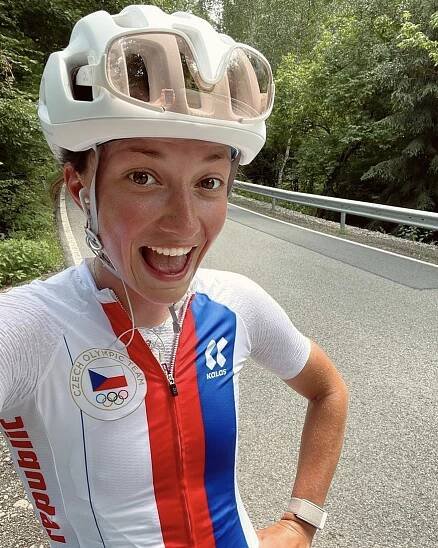 FOTO: Cyklistka Tereza Neumanová. – stránka 2