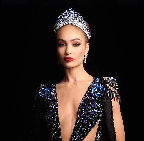Mouawad Partners with Miss Universe | Mouawad 