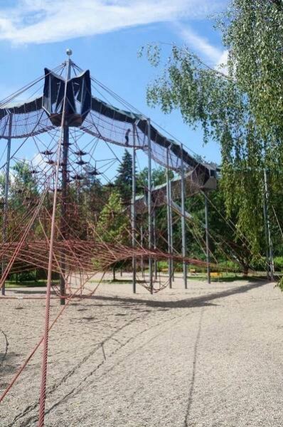 Pro šikovné šplhouny: Lanový park Vltavanů - Kačabí pohorky